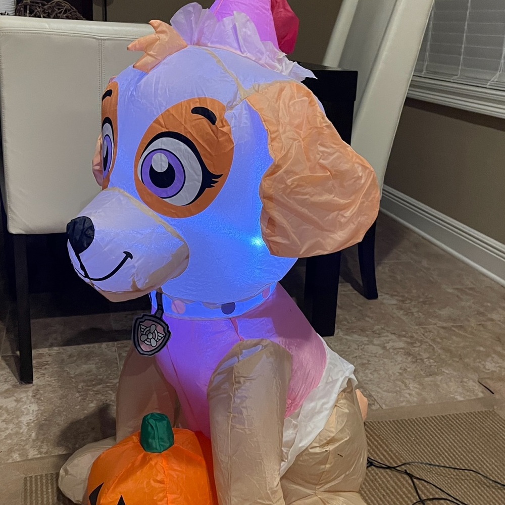 Paw Patrol Skye Inflatable Dog Halloween Decoration with Pumpkin - Picture 3 of 4
